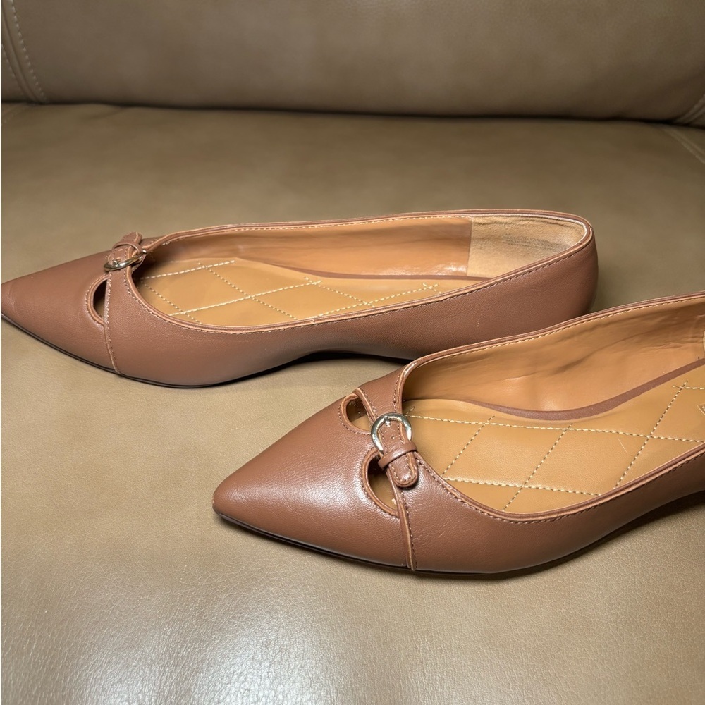 Talbots Brown minimalist Leather Flats with Buckle Detail - Picture 3 of 4
